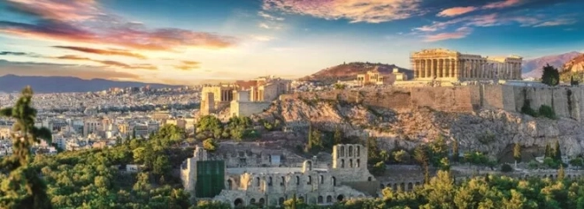 Panoramatický pohľad na Akropolis