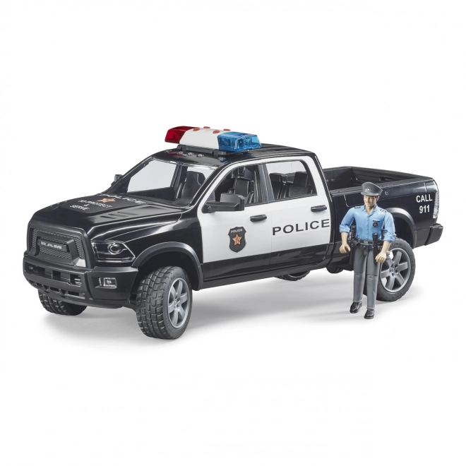 Policajné auto RAM2500 s policajtom