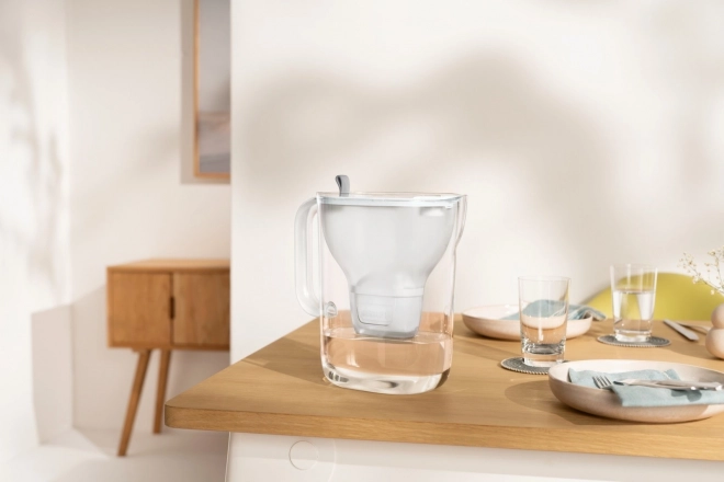 Filtračná kanvica Brita Style XL 3,6l sivá