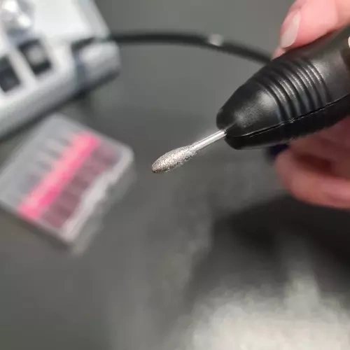 Ergonomická hlavica pre presnú prácu