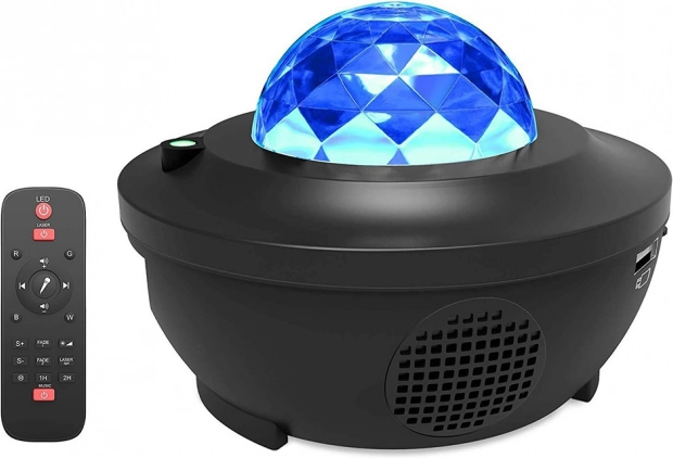 Pôsobivé RGB efekty a laserové hviezdy