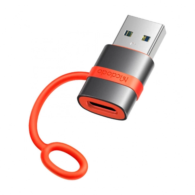 Adaptér USB-C na USB-A v čiernej farbe