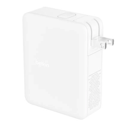 Nabíjačka na stenu 140W, 4-portová (3xC 1xA) s UK, EU, US adaptéry, biela