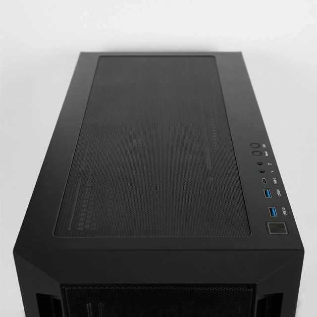 Chieftec Apex Air skrinka s tromi ventilátormi