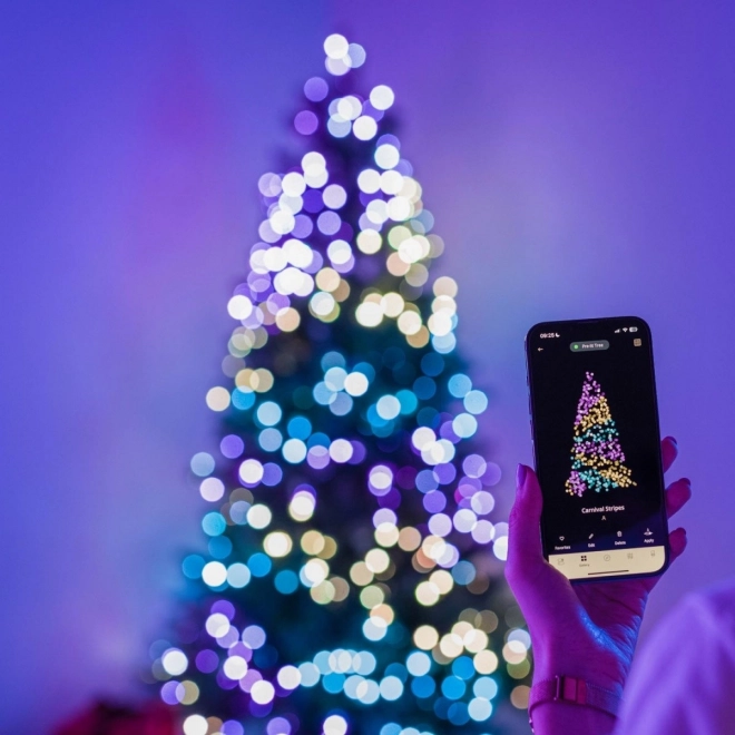 Inteligentné vianočné svetlá Twinkly Strings 400 LED RGB