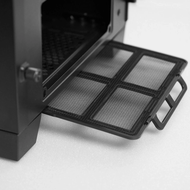 Chieftec Apex herný case s RGB osvetlením