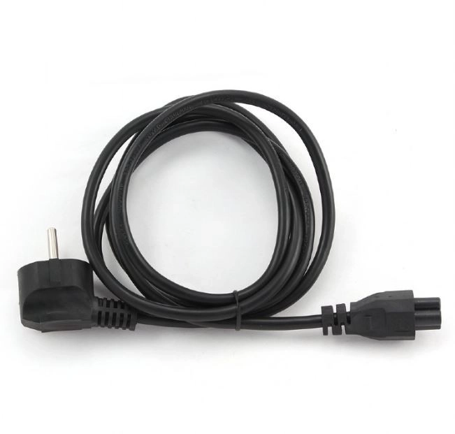 Kábel s trojlístok zástrčkou C5/VDE/0.5m