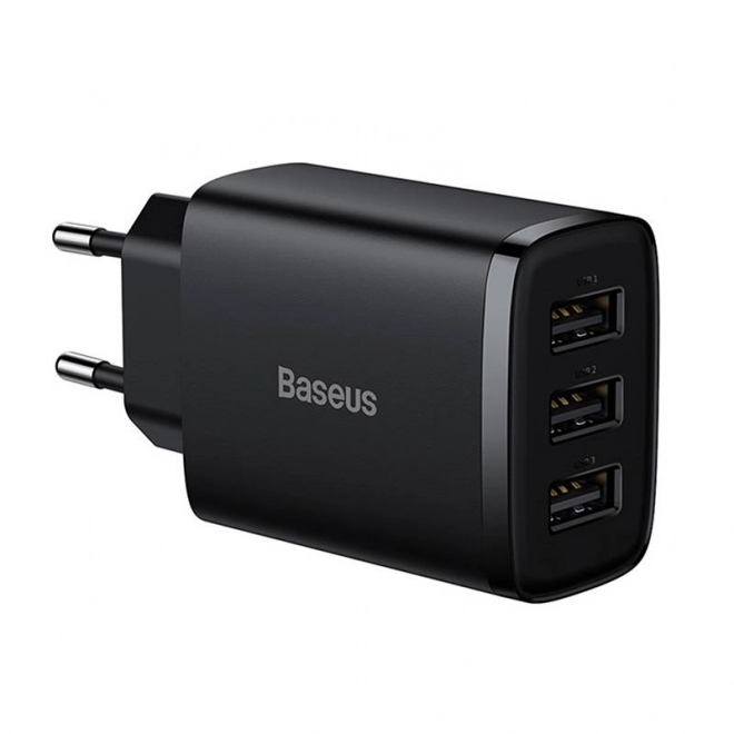 Kompaktná rýchlonabíjačka Baseus s trojitým USB portom