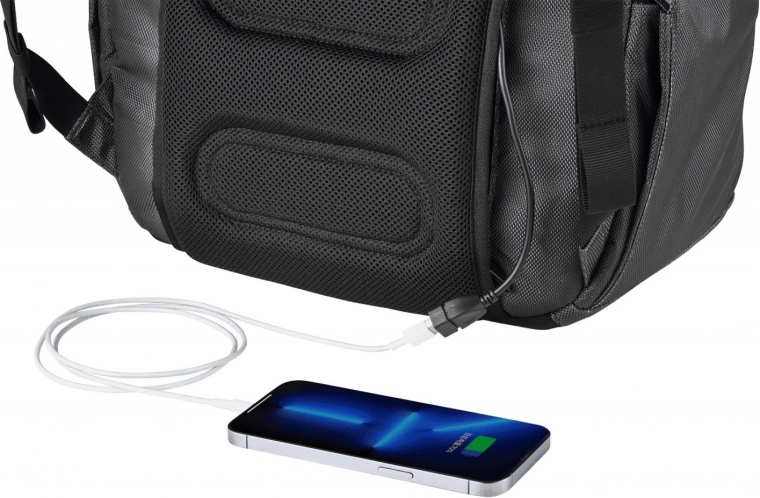 Integrovaný USB port a rozšíriteľný objem