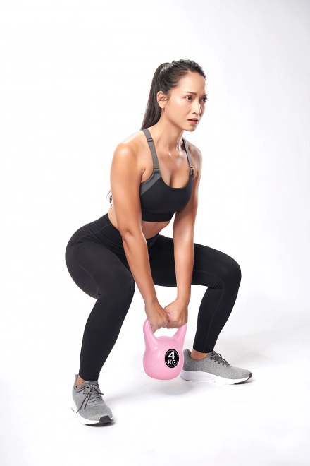 Kettlebell 4 kg ružový na cvičenie