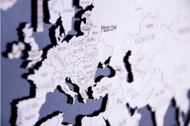 Drevená mapa sveta na stenu 3D XXL – prírodná farba