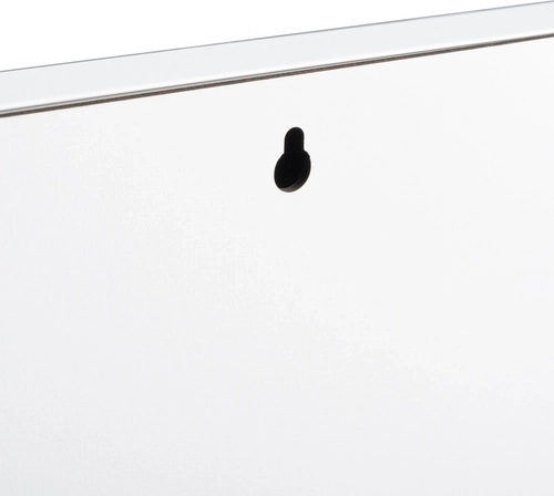 Ľahké uchytenie na stenu aj stabilné umiestnenie na toaletnom stolíku