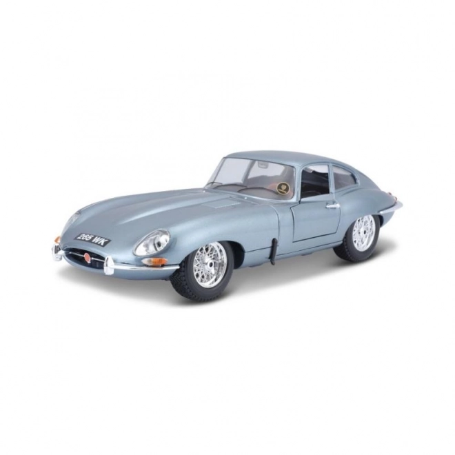 Kovový model Jaguar E Coupe od Bburago