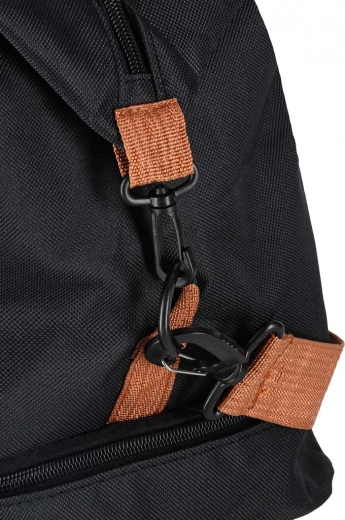 Odolné materiály a kovové prvky