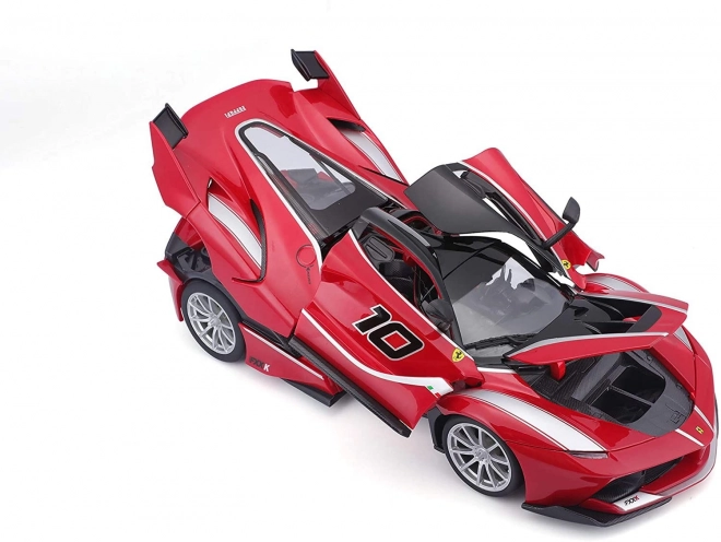 Bburago 1:18 Ferrari FXX K červené