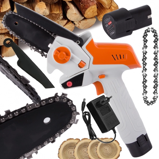 Akumulátorová mini reťazová píla na vetvy