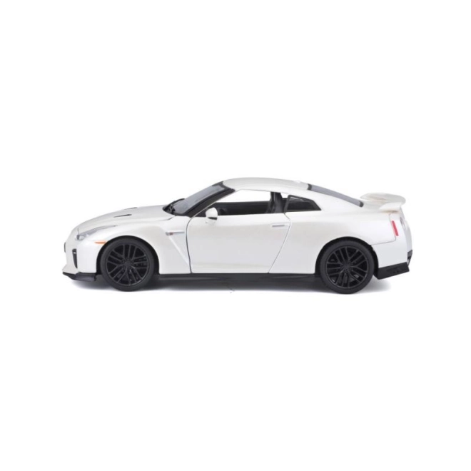 Bburago 1:24 Nissan GT-R Metallic 18-21082 – Biela