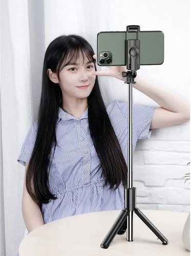 2v1: selfie tyč aj stabilný tripod