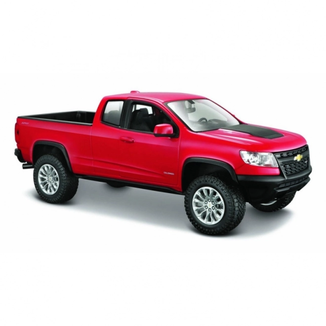 Model Chevrolet Colorado ZR 2017 v mierke 1:24