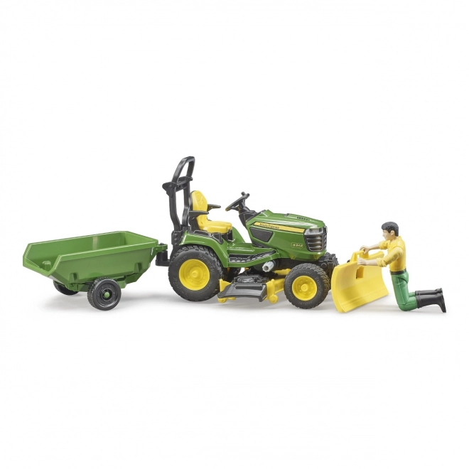 Traktor John Deere so záhradníkom a prívesom