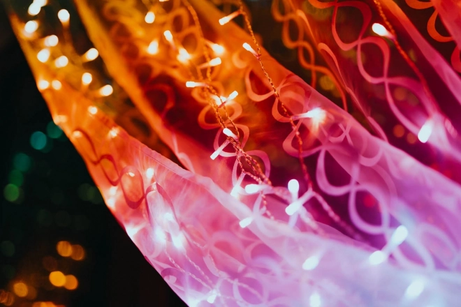 Inteligentný záves LED Twinkly 210 RGBW