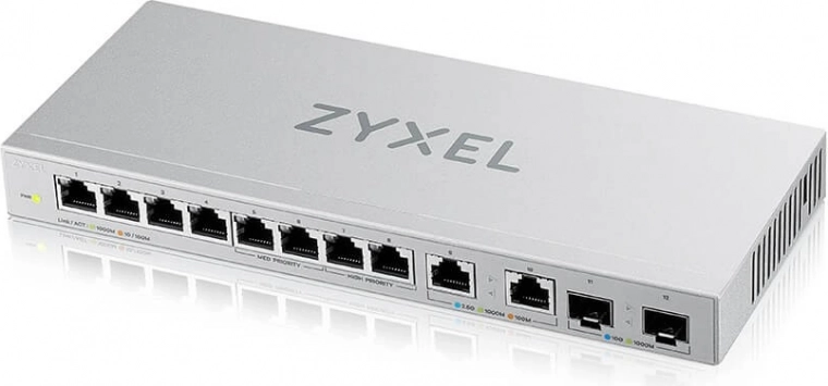 10G SFP+ uplinky pre rýchle chrbticové prepojenie