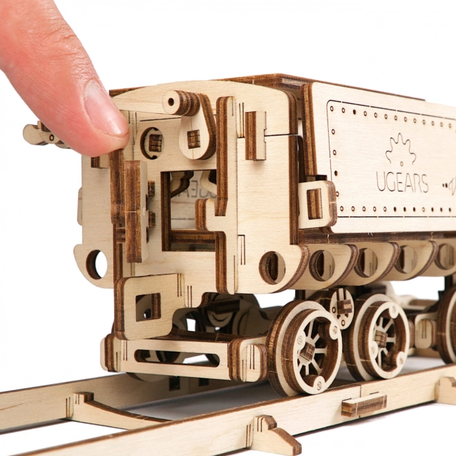 Ugears 3D drevené mechanické puzzle parná lokomotíva