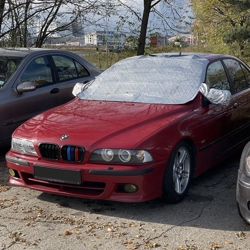 Magnetická ochranná clona na čelné sklo Xtrobb