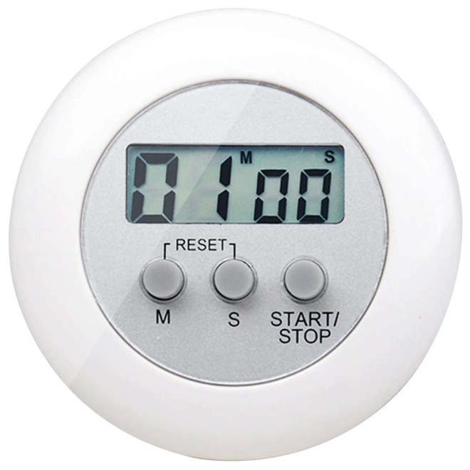 Prehľadný LCD displej a hlasný alarm