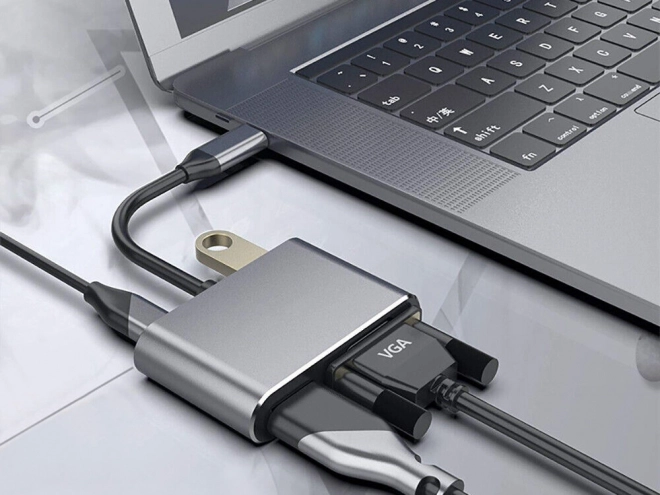 Adaptér USB-C HDMI 4K VGA Hub s Power Delivery