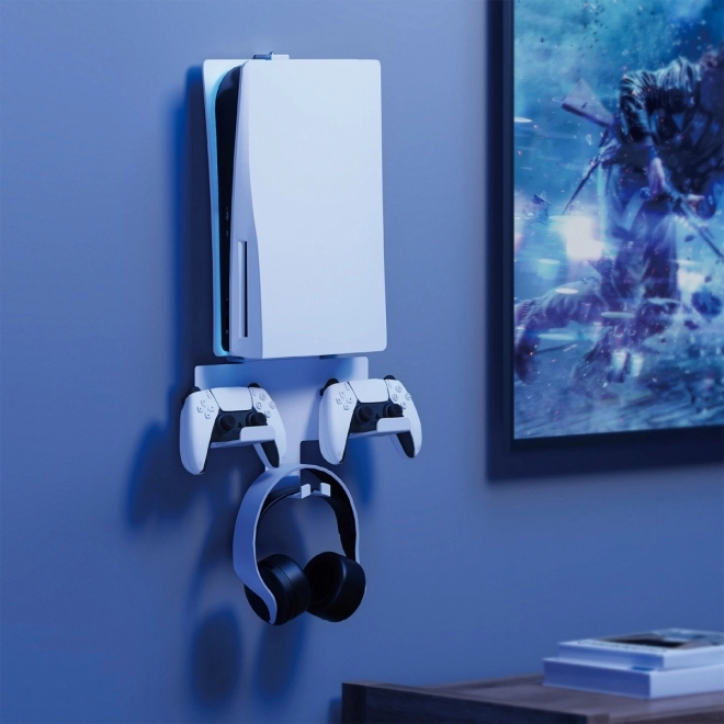 Stojan na PlayStation 5 biely nástenný s úchytmi na ovládače