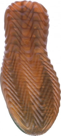 Protišmyková podrážka s istým záberom