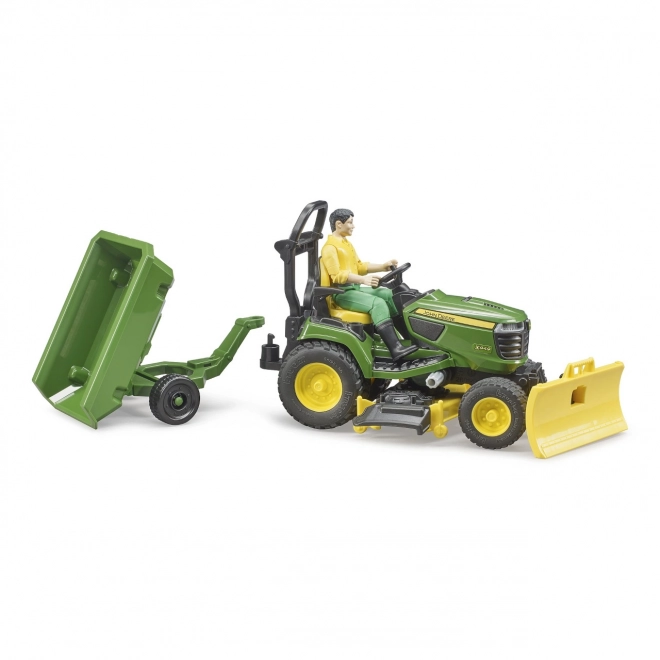 Traktor John Deere so záhradníkom a prívesom