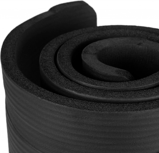 Tlmenie a pohodlie vďaka 1,5 cm NBR pene