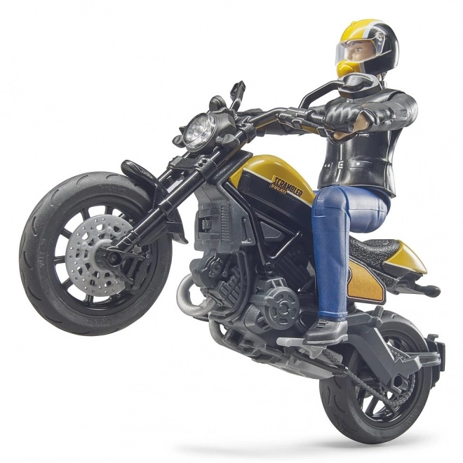 Motorka Scrambler Ducati s jazdcom