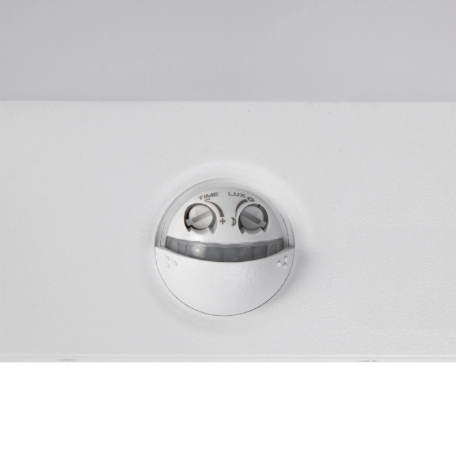 LED lampa so senzorom súmraku a pohybu