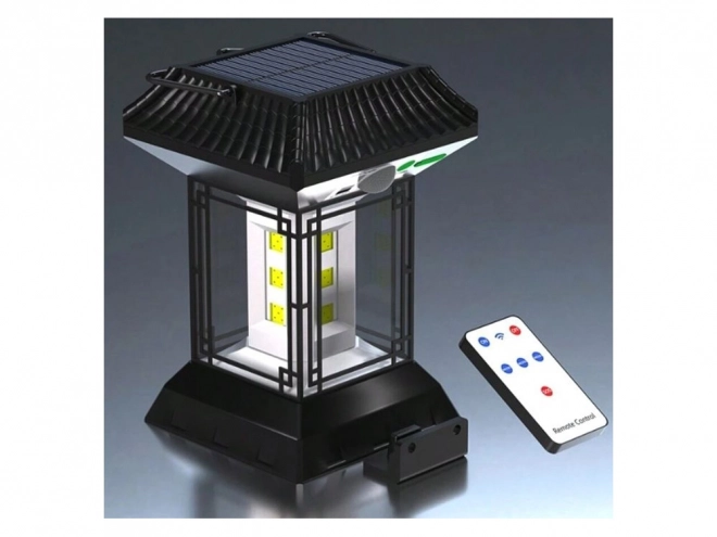 Solárna lampa s pohybovým senzorom a diaľkovým ovládaním