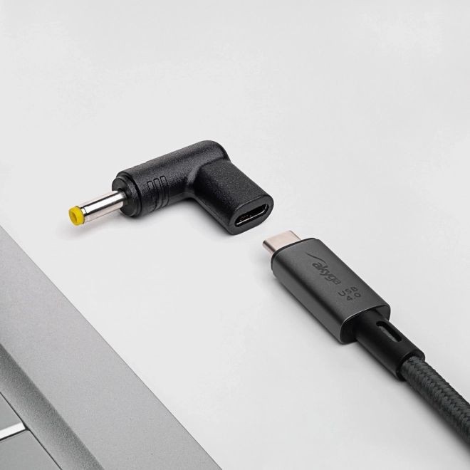Adaptér USB-C na 4.0x1.7 mm pre notebook Lenovo