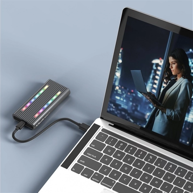 Kryt na disk m.2 SSD s RGB LED