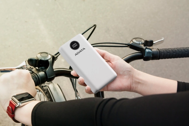 Biela powerbanka ADATA 20000 mAh QC/PD
