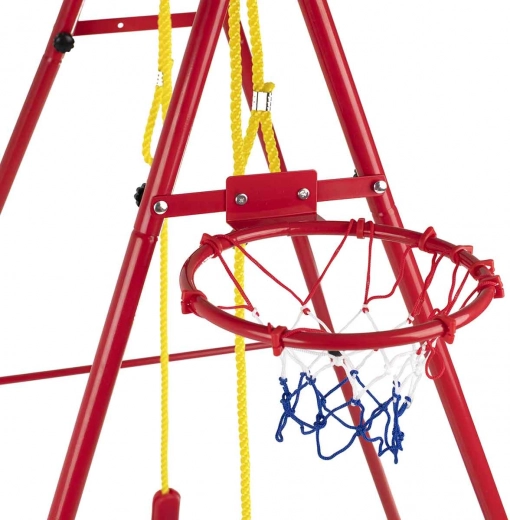 Stabilná kovová konštrukcia pre bezpečnú hru