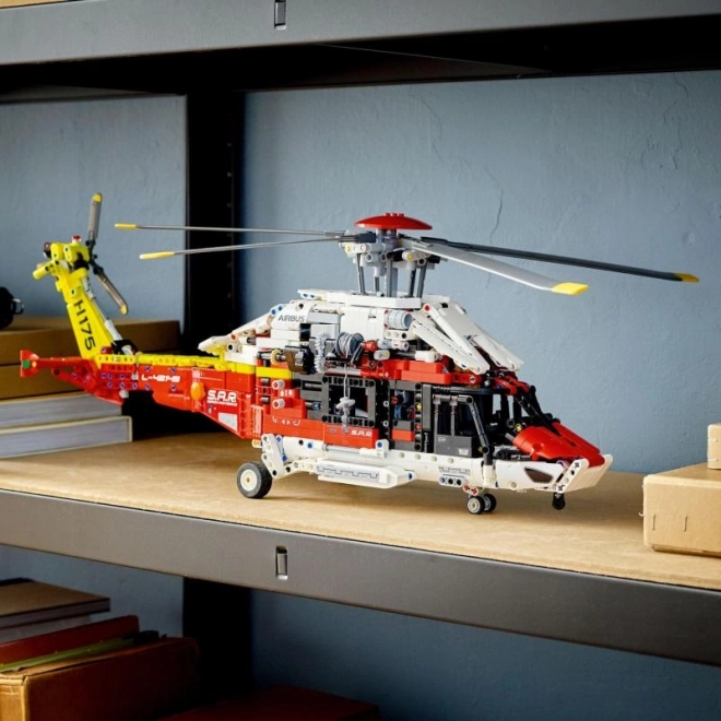 Lego Technic Záchranársky Vrtuľník Airbus H175