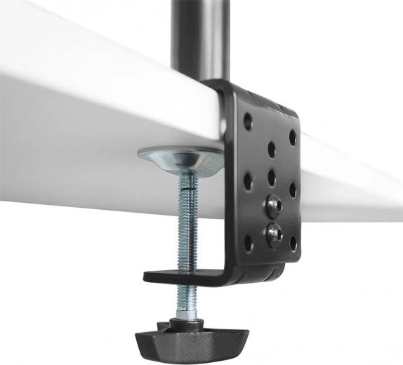 Stabilná kovová konštrukcia a pevná svorka