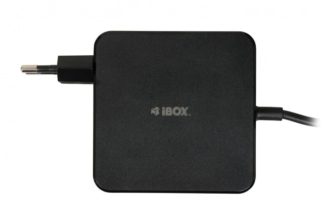 Univerzálny nabíjací adaptér pre notebooky s USB typu C