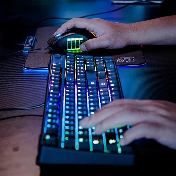 Herná myš Tt eSPORTS Nemesis Switch RGB