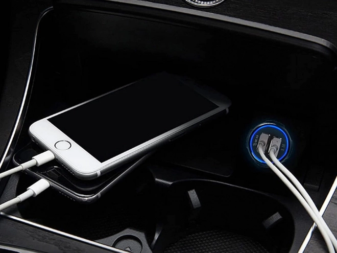 Rýchla nabíjačka do auta s 2xUSB Quick Charge 3.0