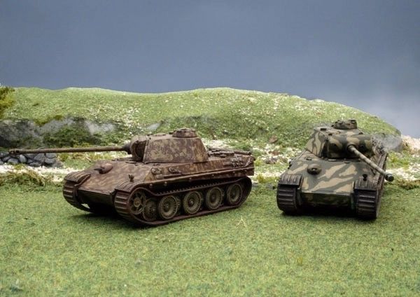 Plastikový model tanku Panther Ausf. G – sada 2 kusov
