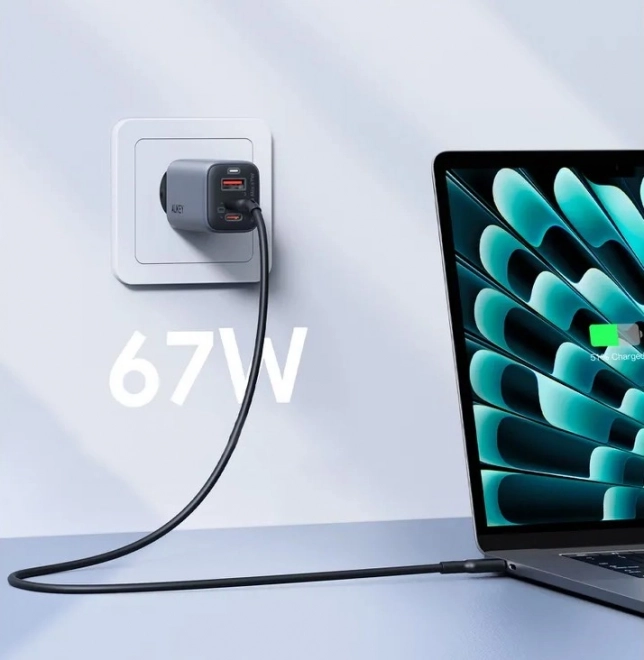 Nástenná nabíjačka Aukey s podporou rýchleho nabíjania