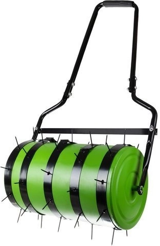 Prevzdušnenie trávnika s piatimi spikovými sekciami