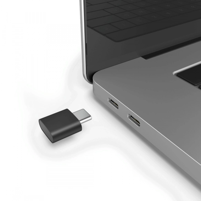 Bezdrôtová myš s USB-C a USB-A prijímačmi